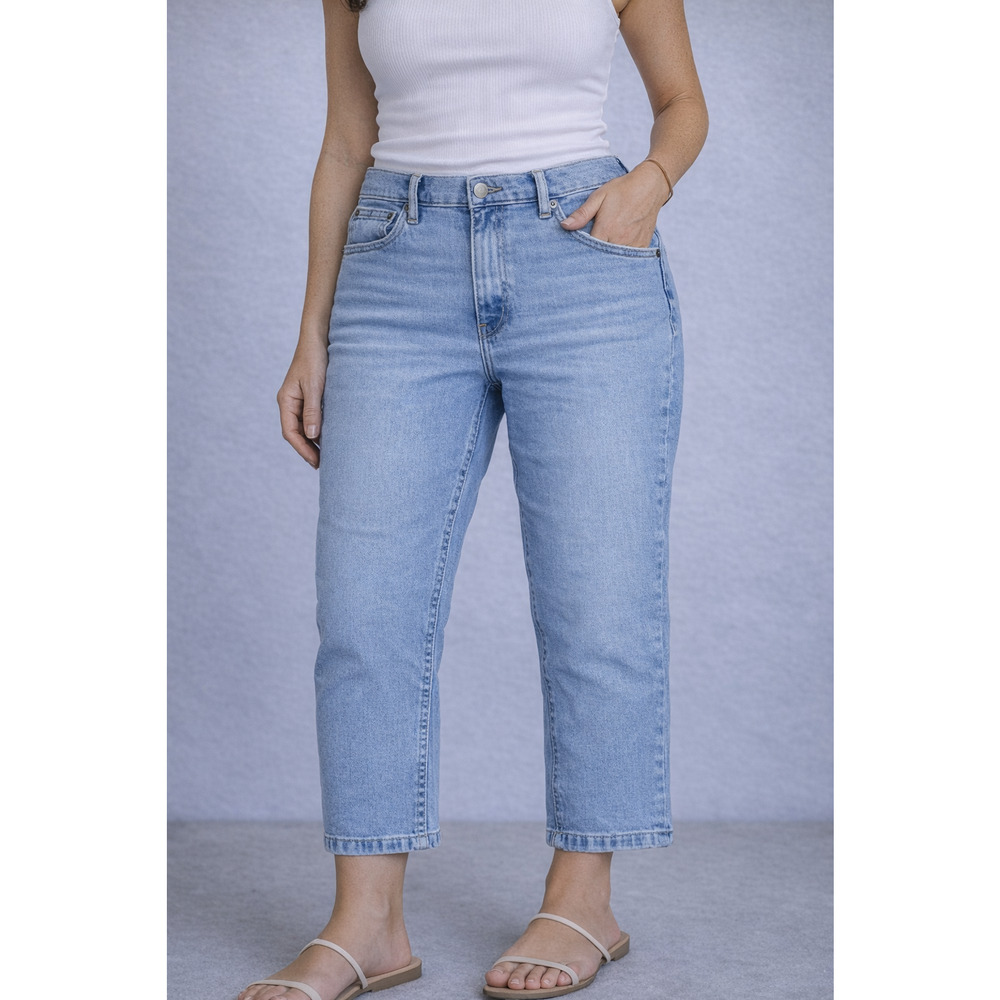 Calvin Klein Women High‎ Rise Straight Leg Jean Light Blue, Sz 16
